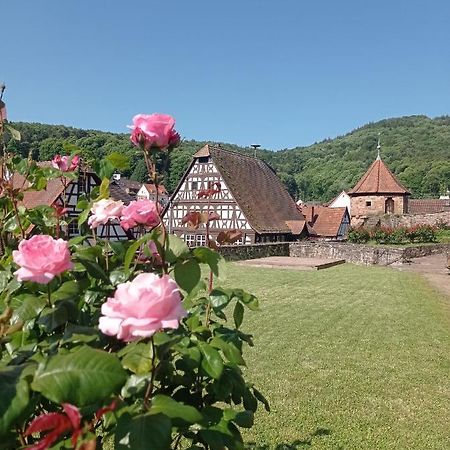 Gaestehaus Hoffmann Dörrenbach Esterno foto